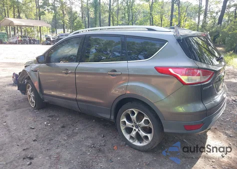 2014 Ford Escape Titanium z USA, uszkodzony, nr VIN 1FMCU0J91EUC89786